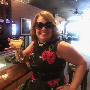 Meet your Posher, Alyson